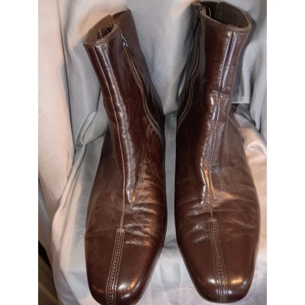 Munro excellent used